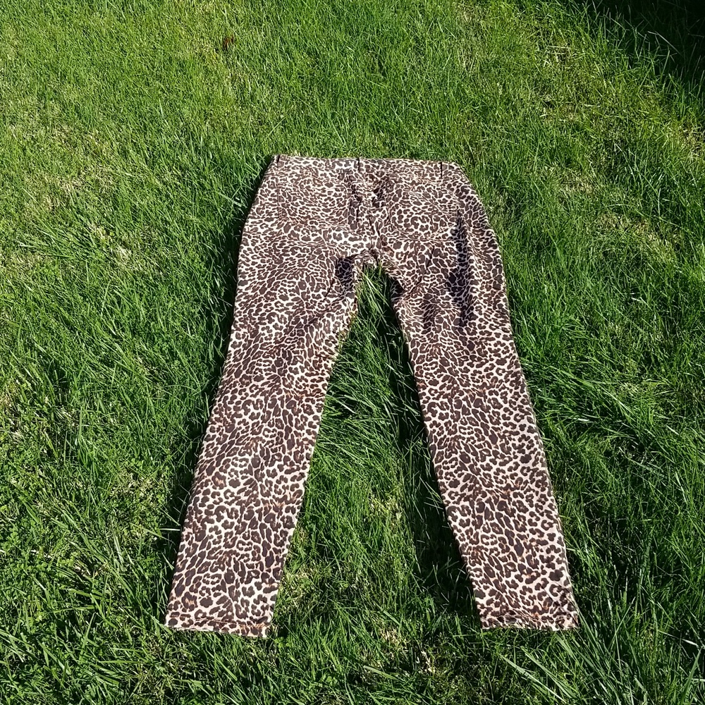 INC Leopard Print Pants - Size 8 - Picture 2 of 9